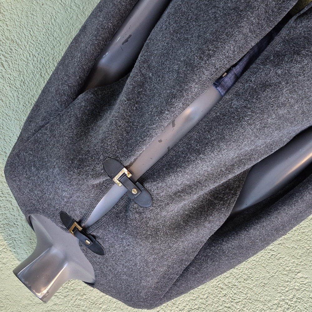 Moda Gray Women's Cardigan poncho cape with Buckle Detail - Picture 7 of 11